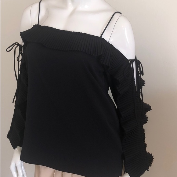 JULIETTE Off The Shoulder with Pleated Ruffle Top - Picture 3 of 9